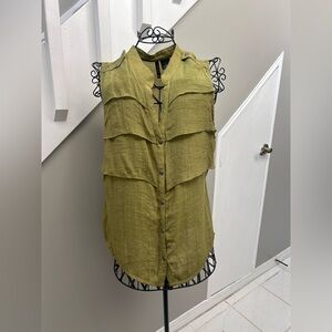 New Directions Olive Green Layered Sleeveless Blouse.